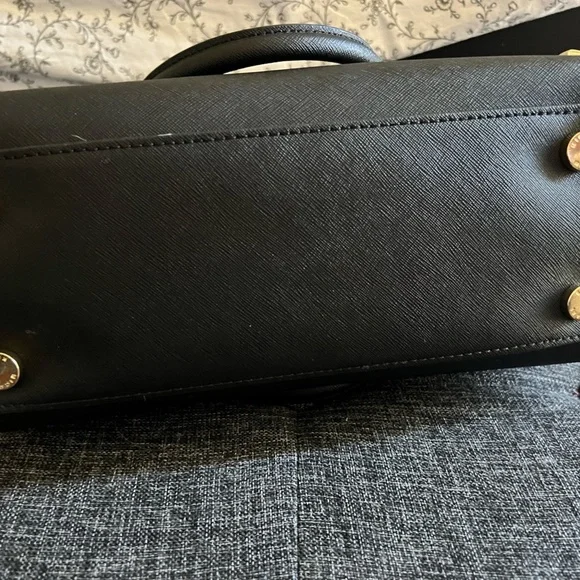 Michael Kors Selma Stud Bag - Picture 4 of 8